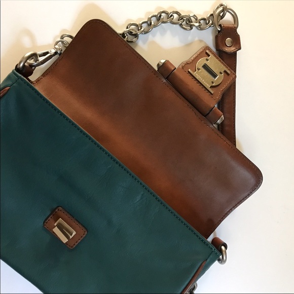 Olivia Harris Leather Shoulder Bag - Picture 4 of 8